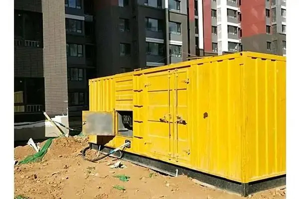 集贤发电机租赁中燃油压力过低会对发动机的哪些部件造成损坏？