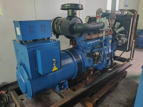 集贤100kW柴油发电机组使用多级机油有哪些优缺点？